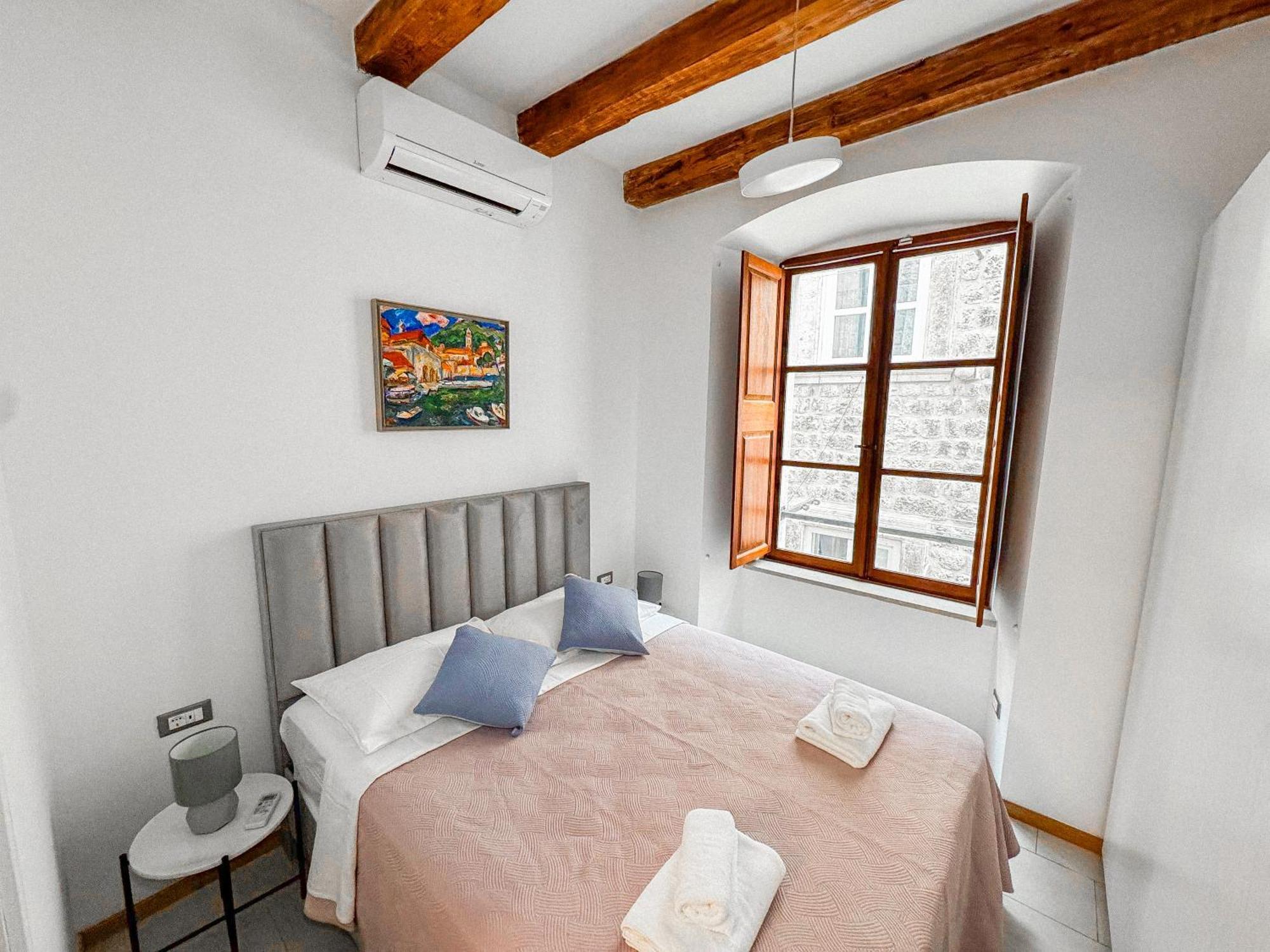 Apartments Lovro & Lena Dubrovnik Exterior photo